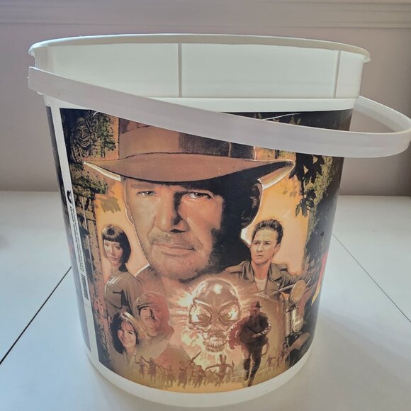 Vintage Indiana Jones and the Kingdom of the Crystal Skull Movie Bucket - Picture 3 of 6